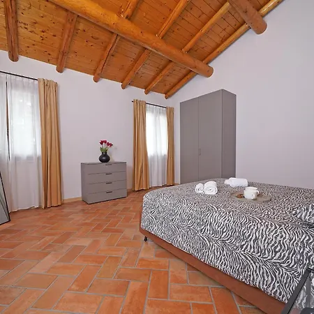 فيلة Cedro - Gardagate